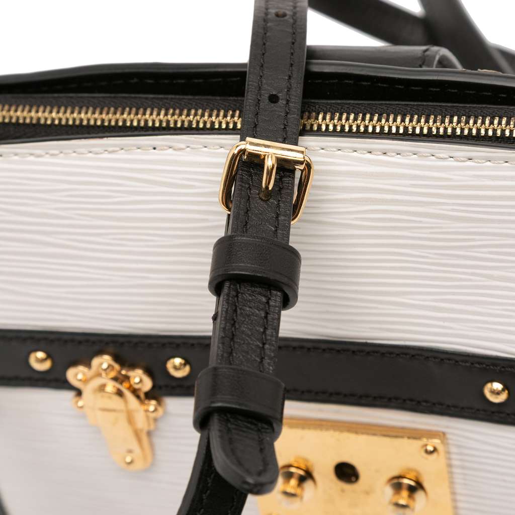 Louis Vuitton Epi Trunk Clutch - Detail 2