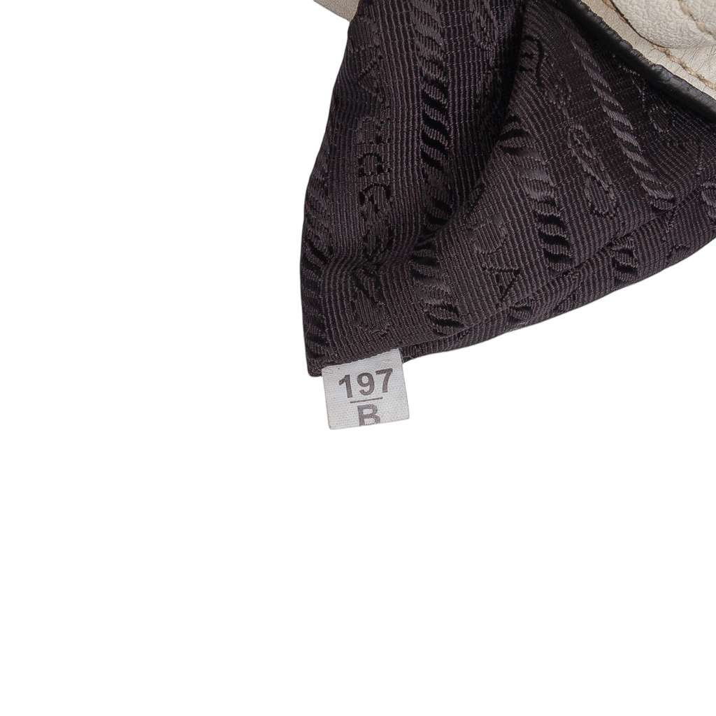 Prada Small Vitello Phenix Tote - Detail 1