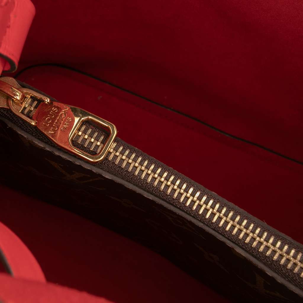 Louis Vuitton Monogram Neonoe MM - Side view