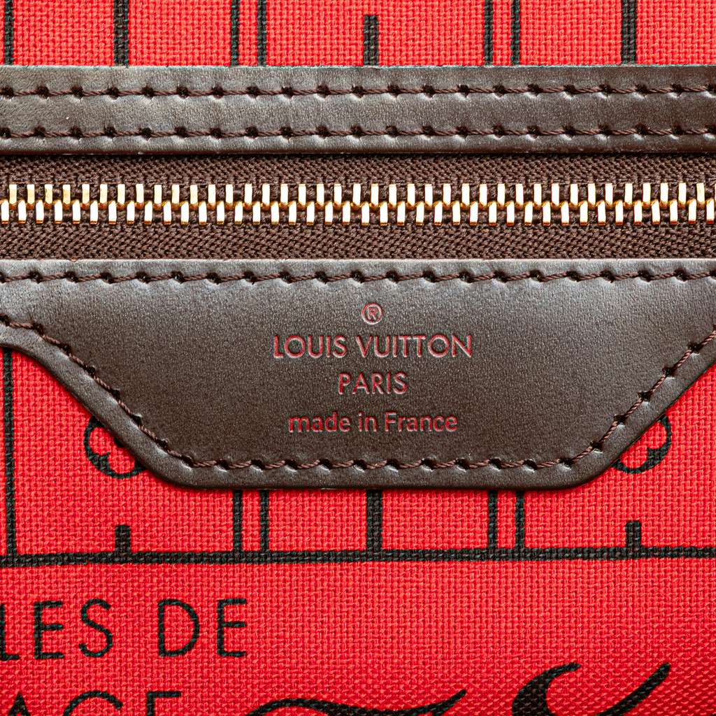 Louis Vuitton Damier Ebene Neverfull PM - Side view