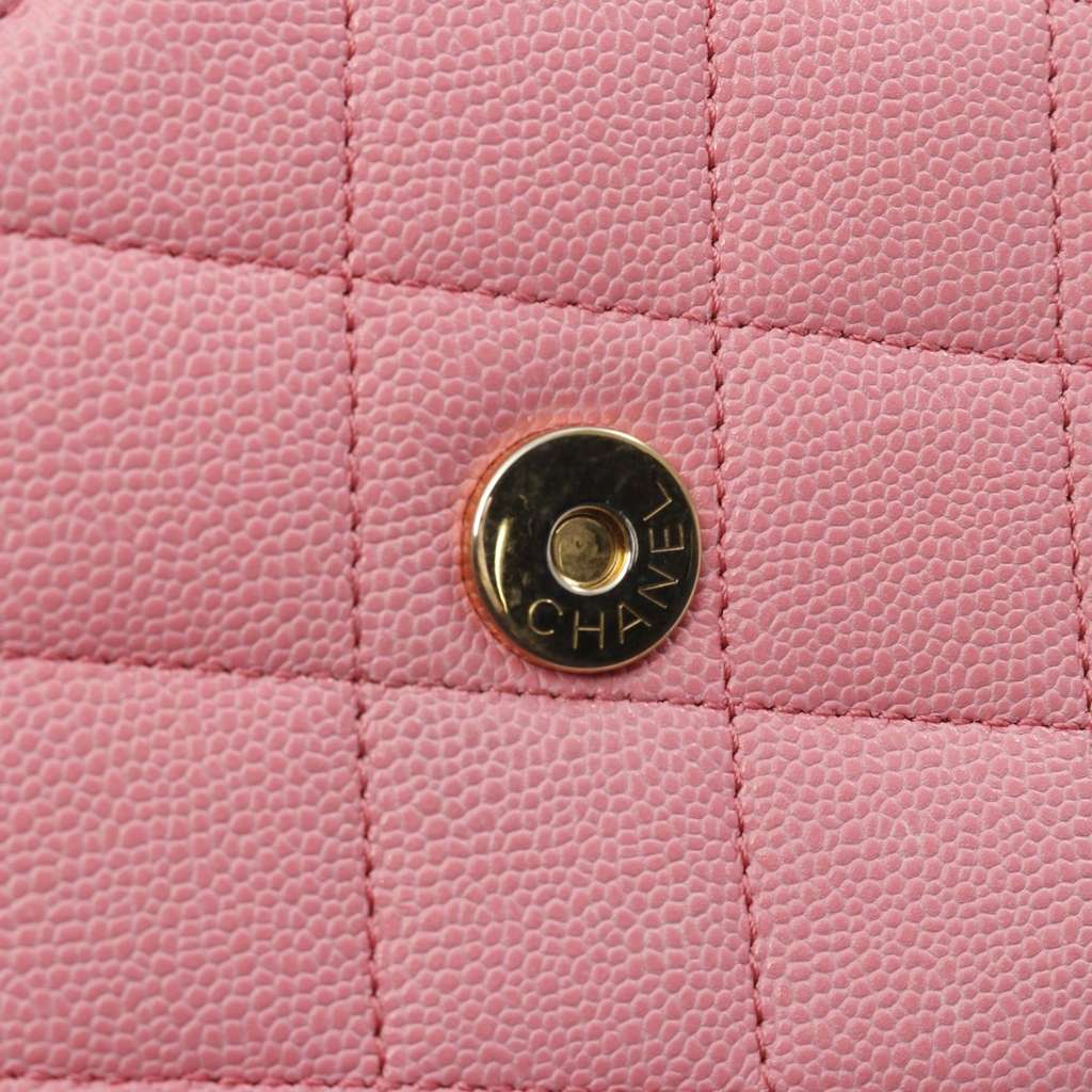 Chanel Mini Quilted Caviar CC Messenger Flap - Detail 2