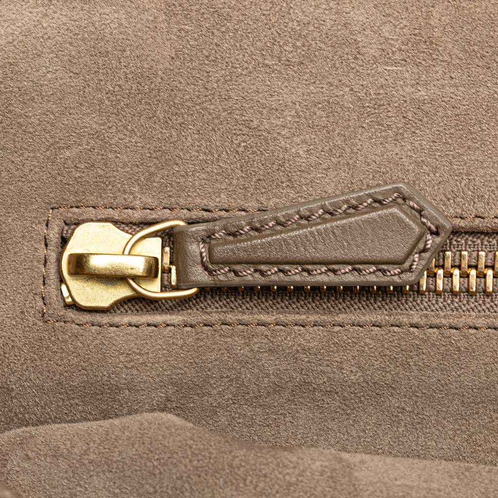 Fendi Medium Calfskin Peekaboo Iconic Satchel - Detail 2
