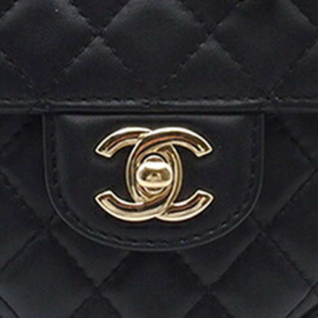 Chanel Lambskin CC in Love Heart Crossbody - 5