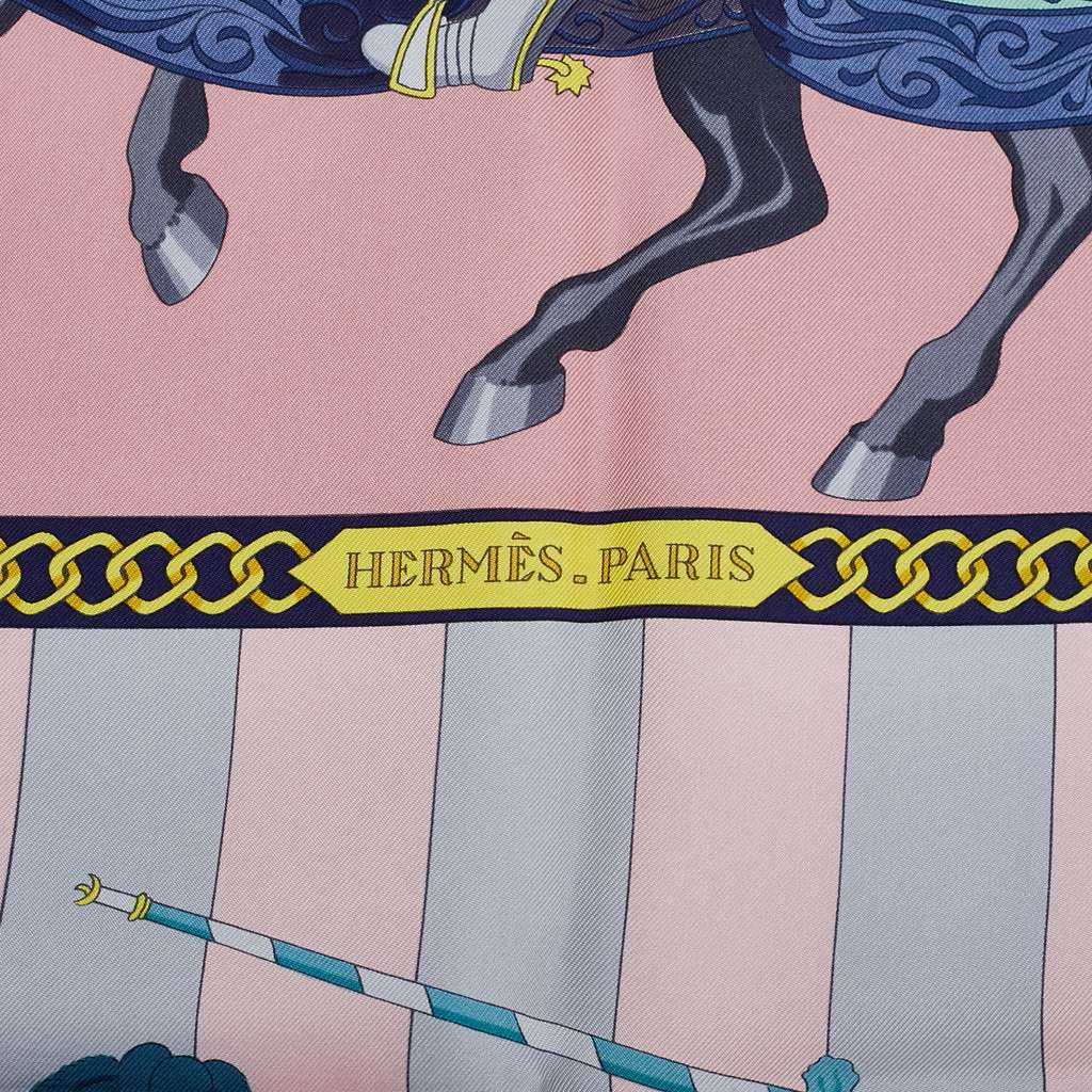 Hermès Chocs En Plumes Silk Scarf - Image 6