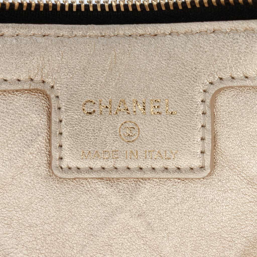 Chanel CC Stitched Lambskin Clutch - 5