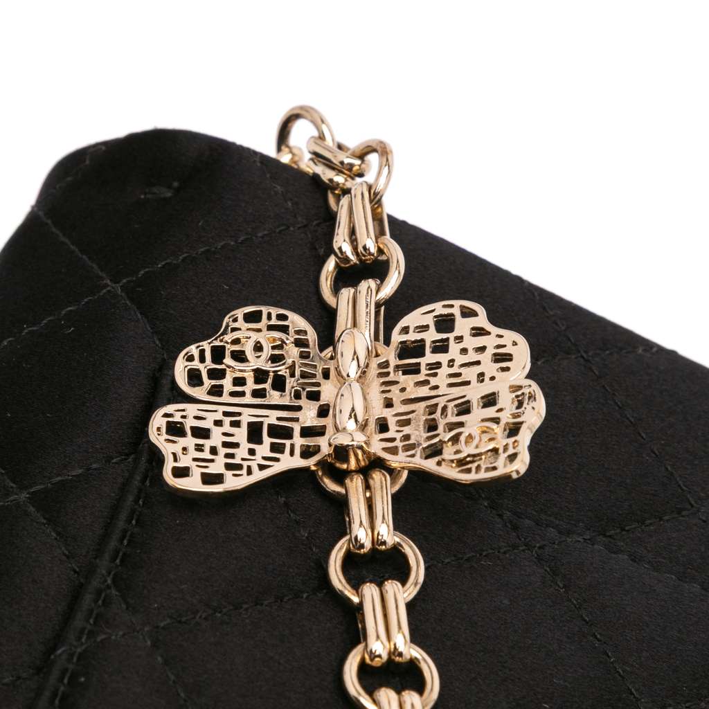Chanel CC Quilted Satin Butterfly Chain Clutch - Detail 2