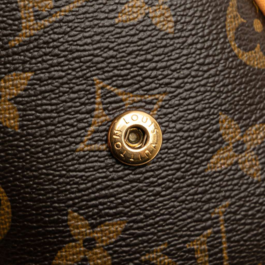 Louis Vuitton Monogram Pochette Cancun - Detail 2
