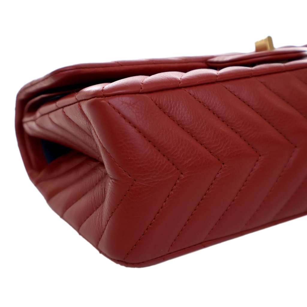 Chanel Reissue 2.55 Chevron Aged Calfskin Double Flap 225 - Image 11