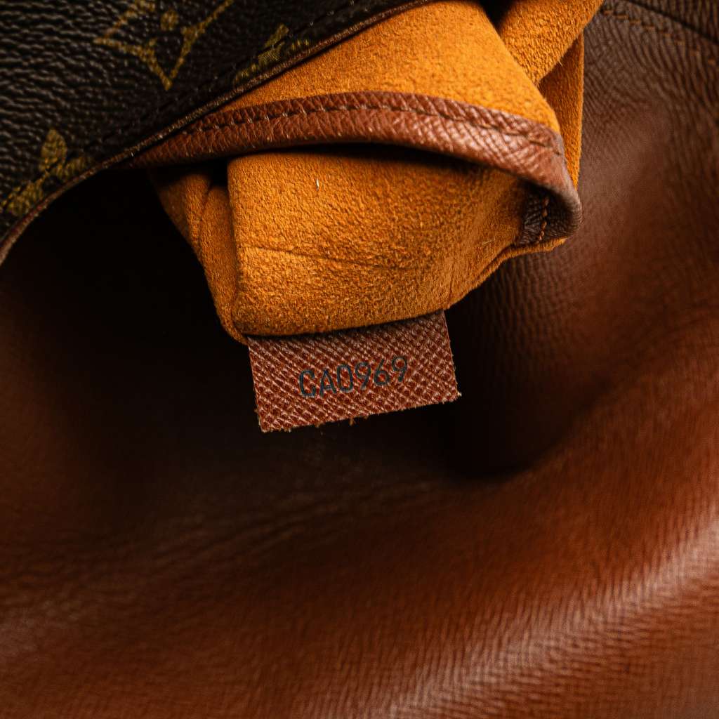 Louis Vuitton Monogram Musette Salsa Short Strap - Side view