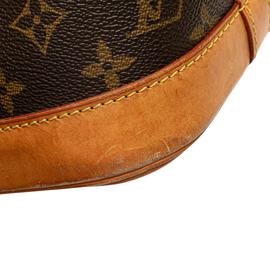 Louis Vuitton Monogram Alma PM - Side view