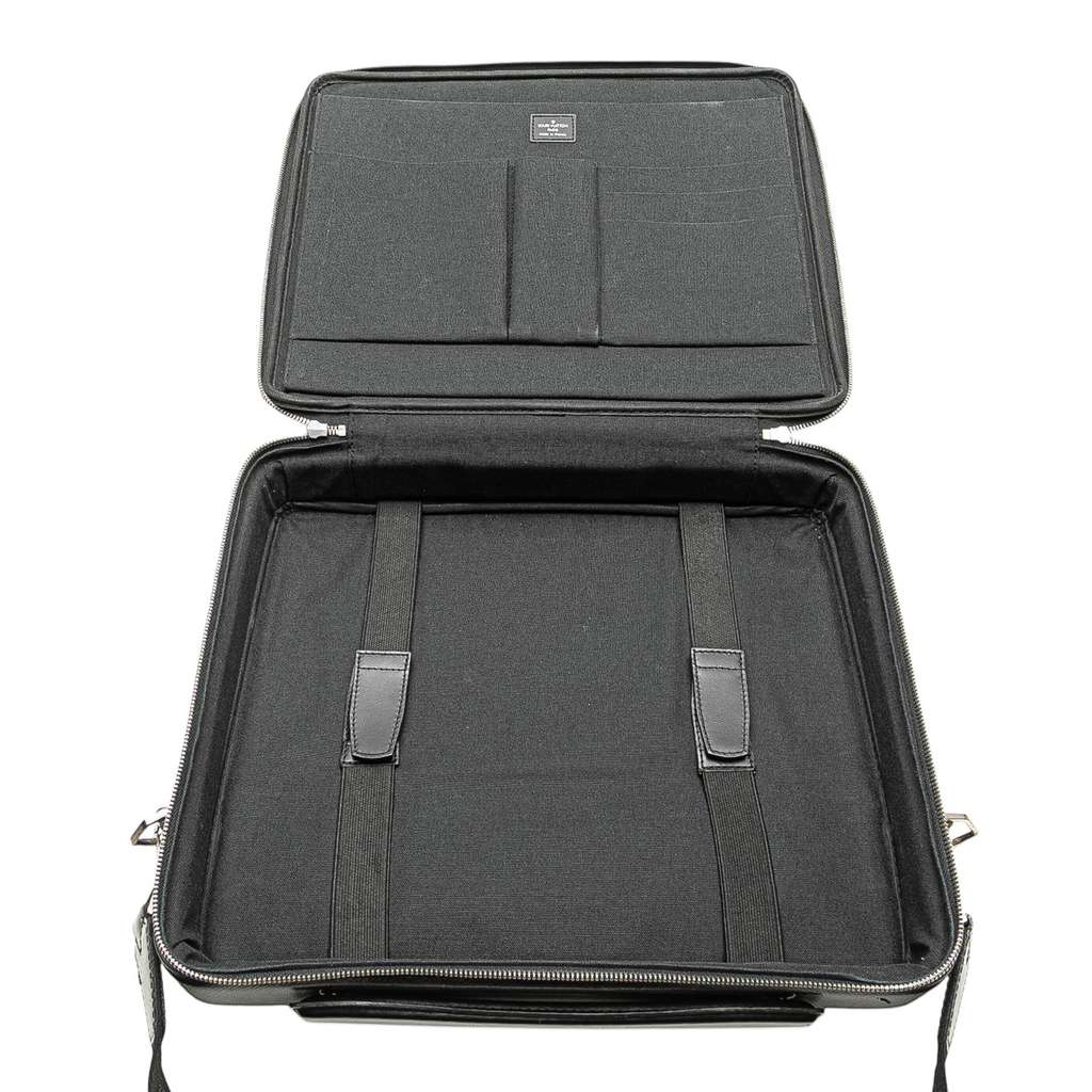 Louis Vuitton Taiga Porte Ordinateur Odessa - 4