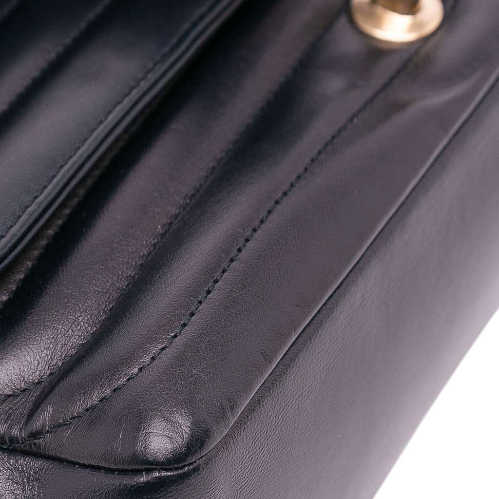 Chanel CC Horizontal Quilted Lambskin Double Flap - Image 12