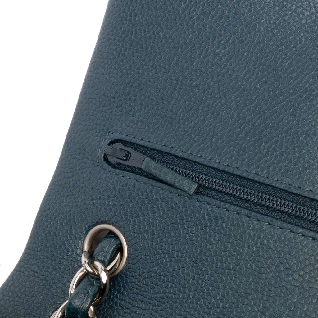 Chanel Jumbo Classic Iridescent Caviar Double Flap - Detail 1