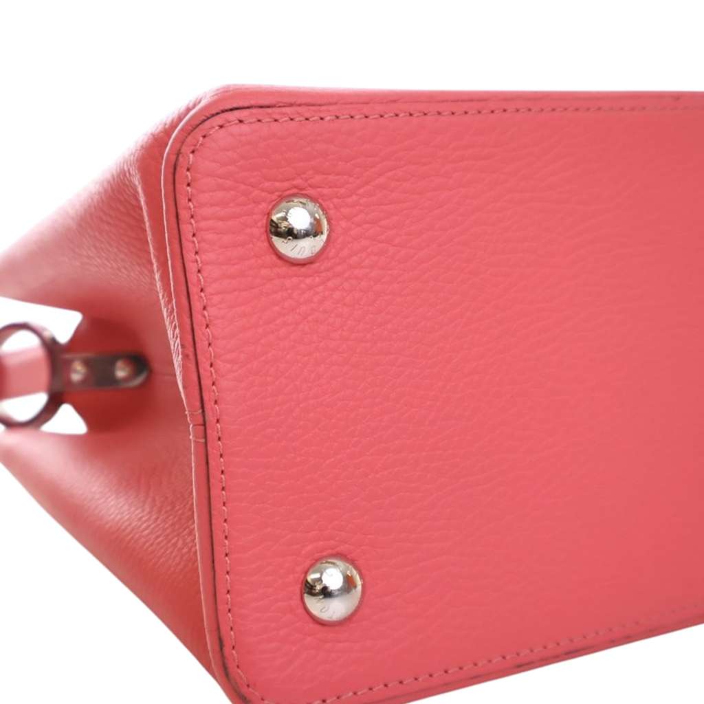 Louis Vuitton Taurillon Capucines MM - Image 11