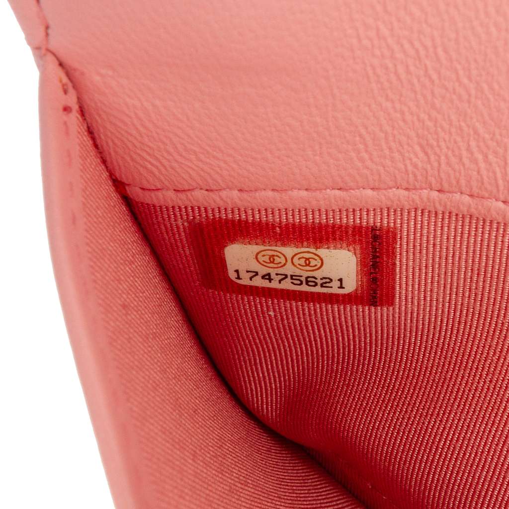 Chanel CC Quilted Lambskin Bifold Long Wallet - Detail 1