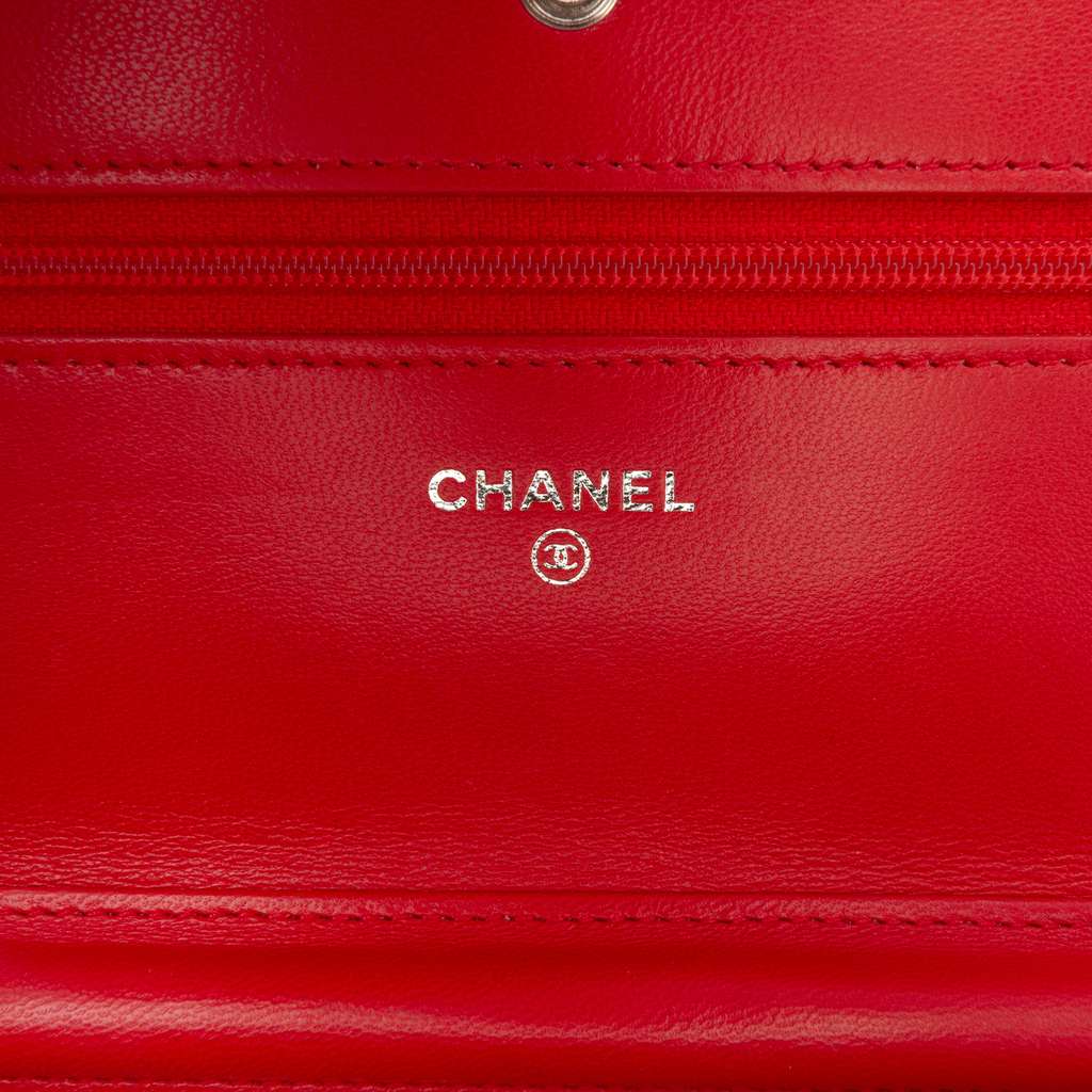 Chanel CC Quilted Lambskin Wallet on Chain - Side view