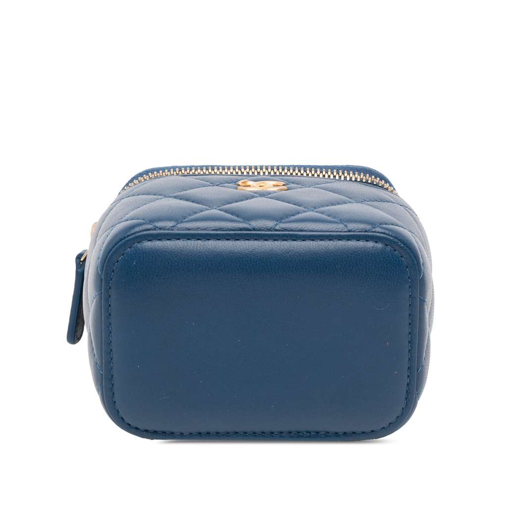 Chanel Mini Quilted Lambskin Pearl Crush Vanity Case With Chain - 3