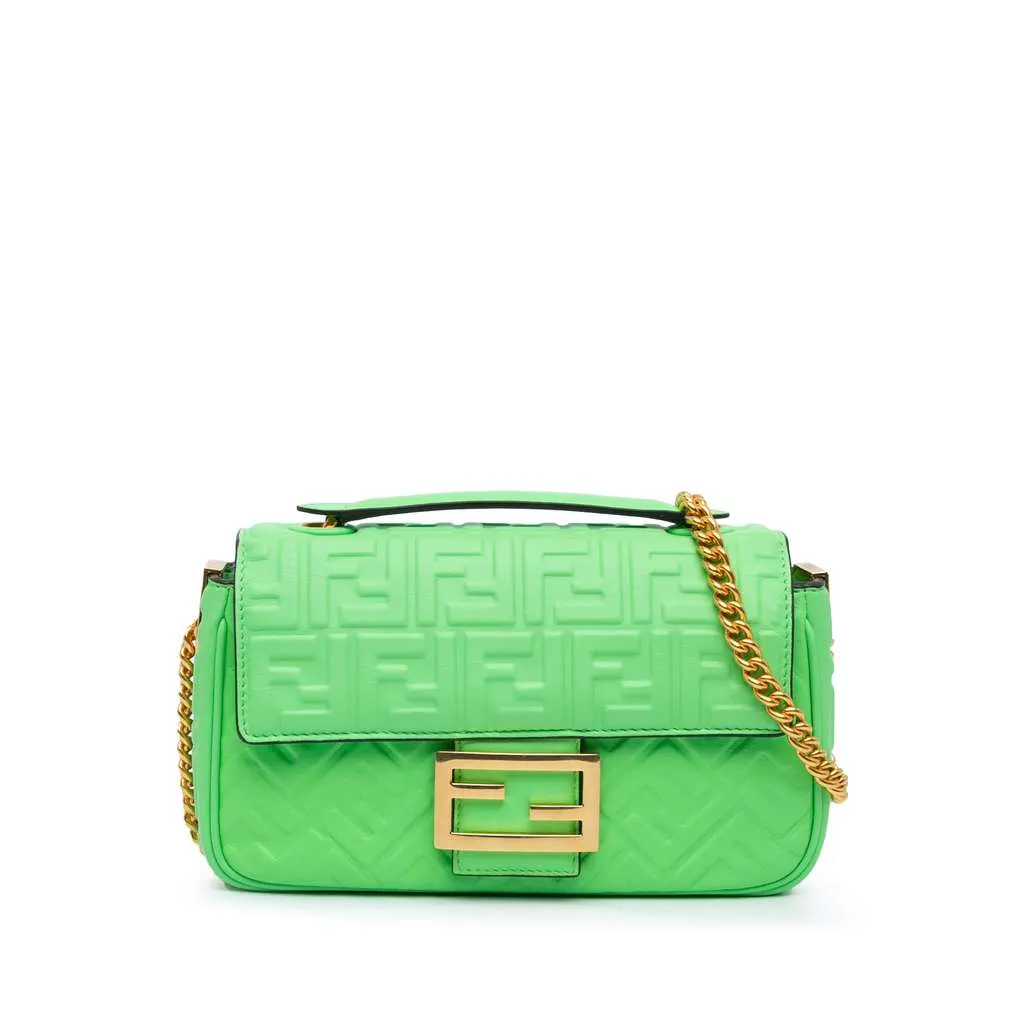 Fendi Zucca Embossed Leather Chain Midi Baguette Green Leather Very good - Front View