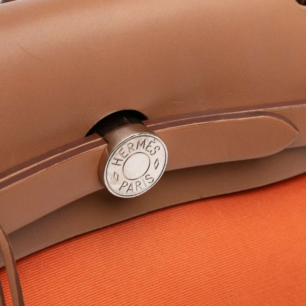 Hermès Toile Herbag Zip 31 - Side view