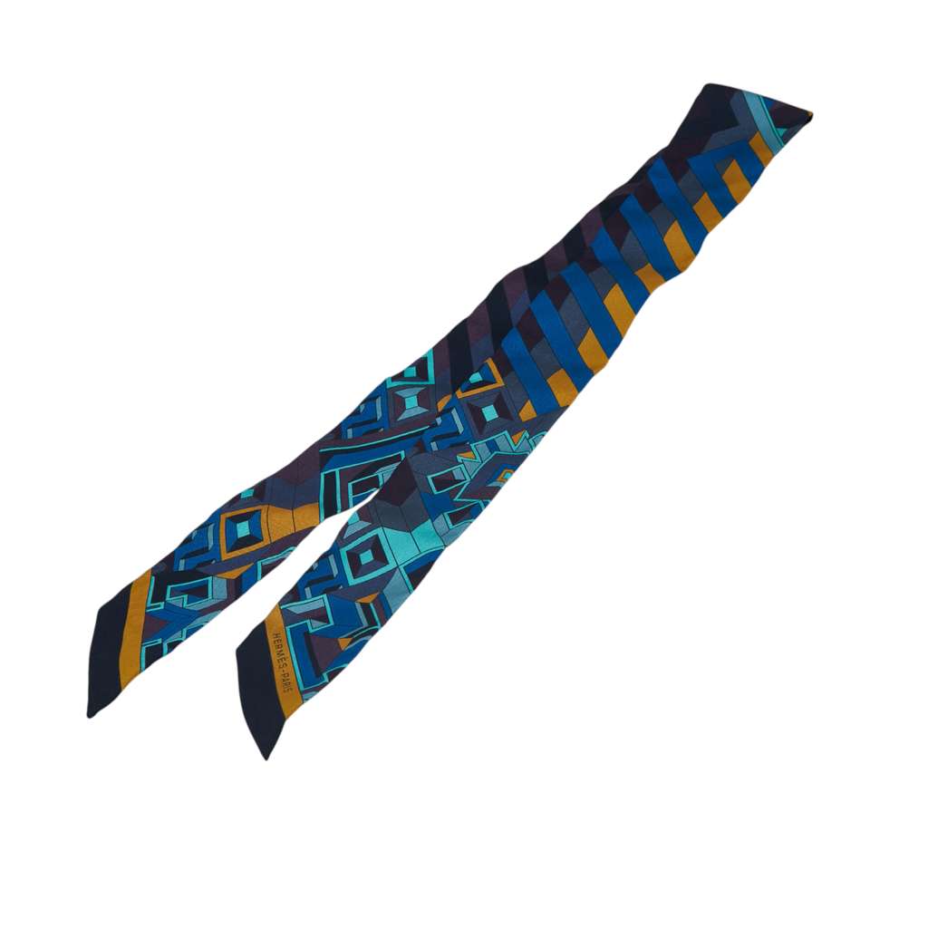 Hermès Le Fil d'Ariane Silk Twilly Scarf