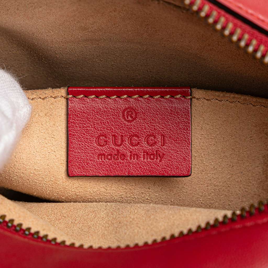 Gucci Mini GG Marmont Matelasse Leather Crossbody - Detail 2