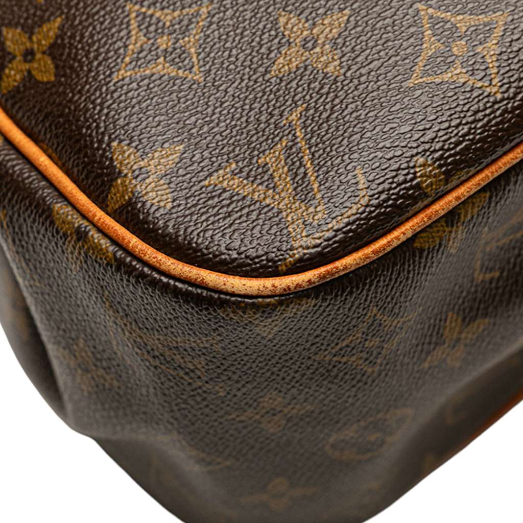 Louis Vuitton Monogram Batignolles Horizontal - Image 11