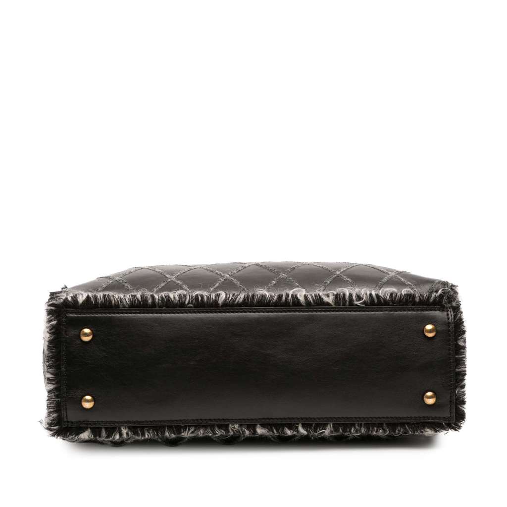 Chanel CC Quilted Calfskin Tweedy Shopping Tote - Image 6