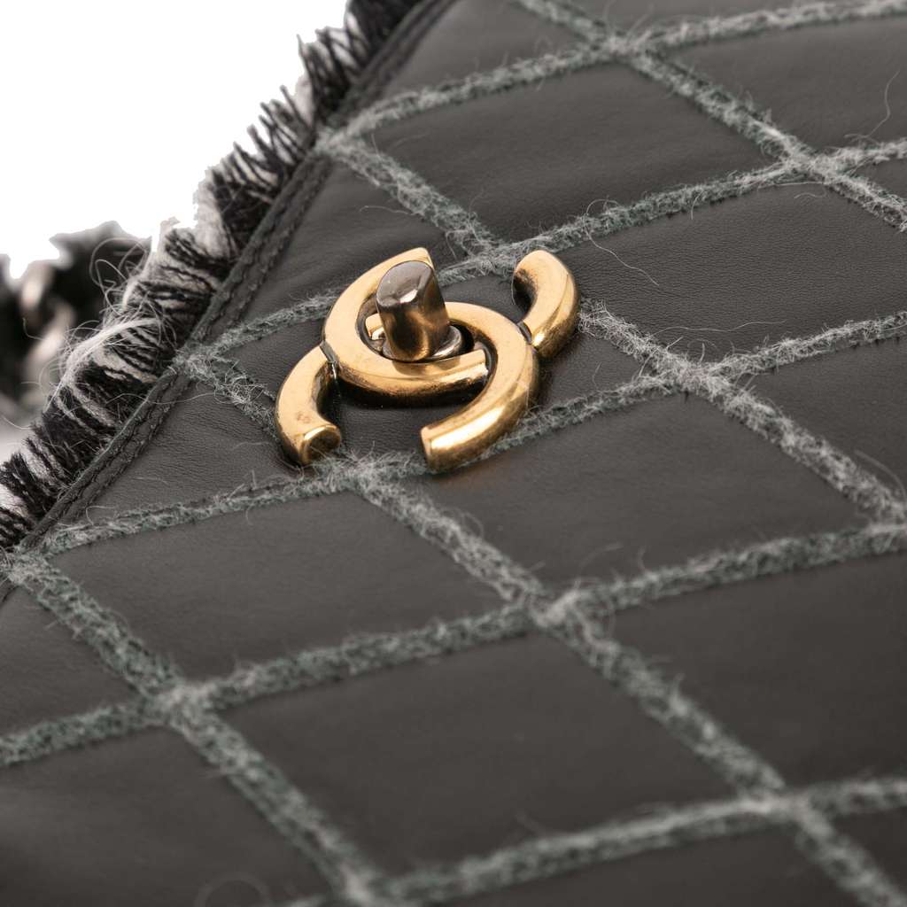 Chanel CC Quilted Calfskin Tweedy Shopping Tote - Image 10