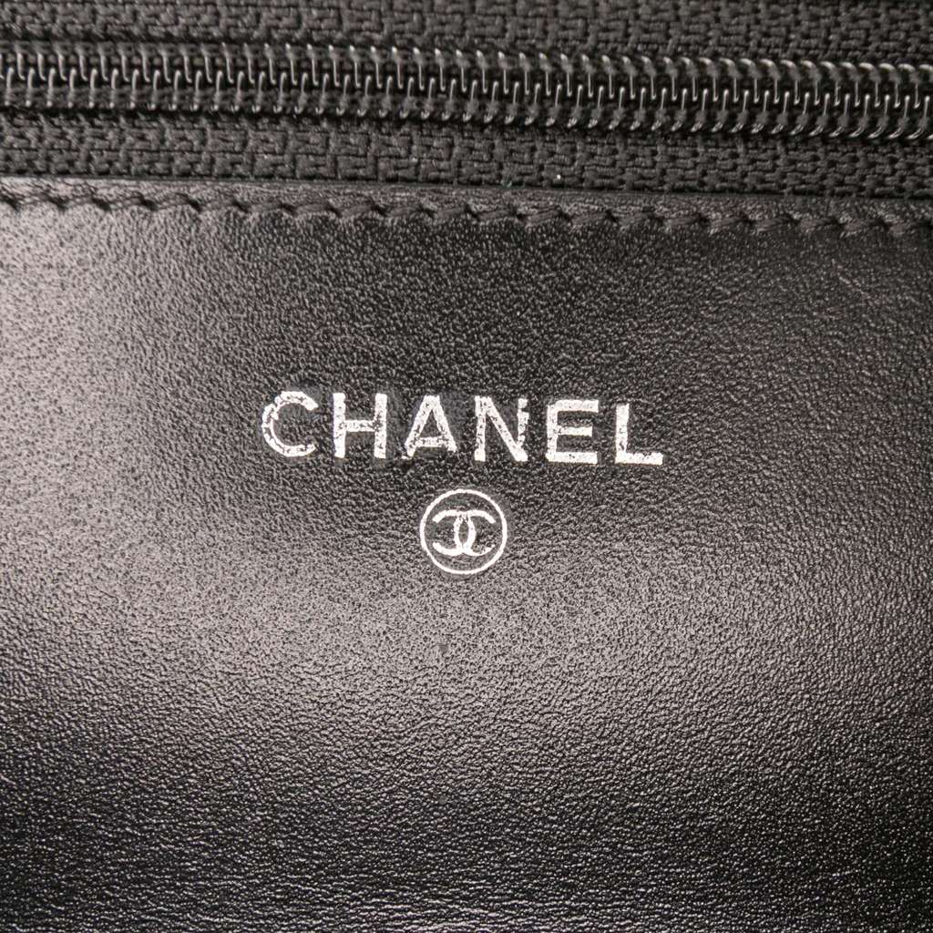 Chanel CC Caviar Wallet On Chain - 5