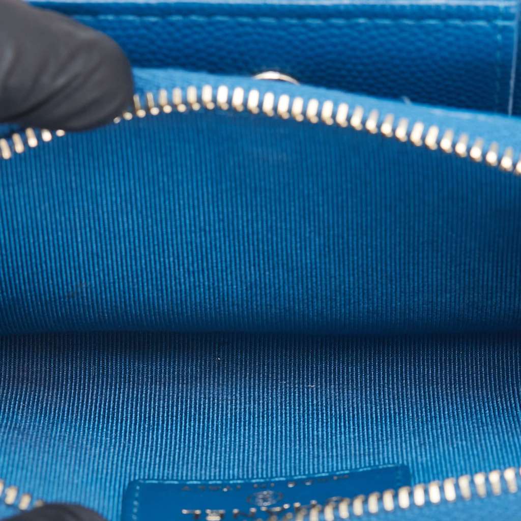 Chanel CC Quilted Caviar Zip Coin Purse - 4