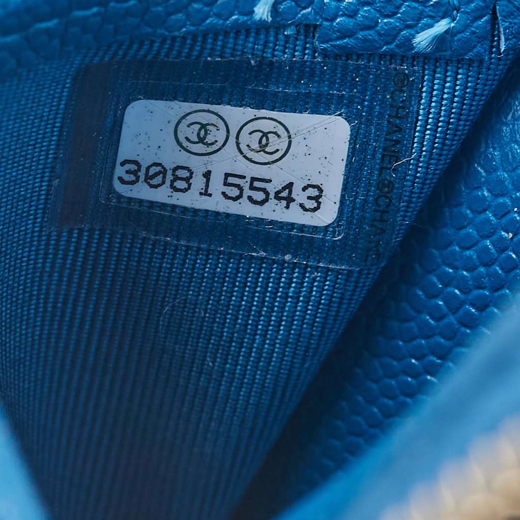 Chanel CC Quilted Caviar Zip Coin Purse - Detail 1