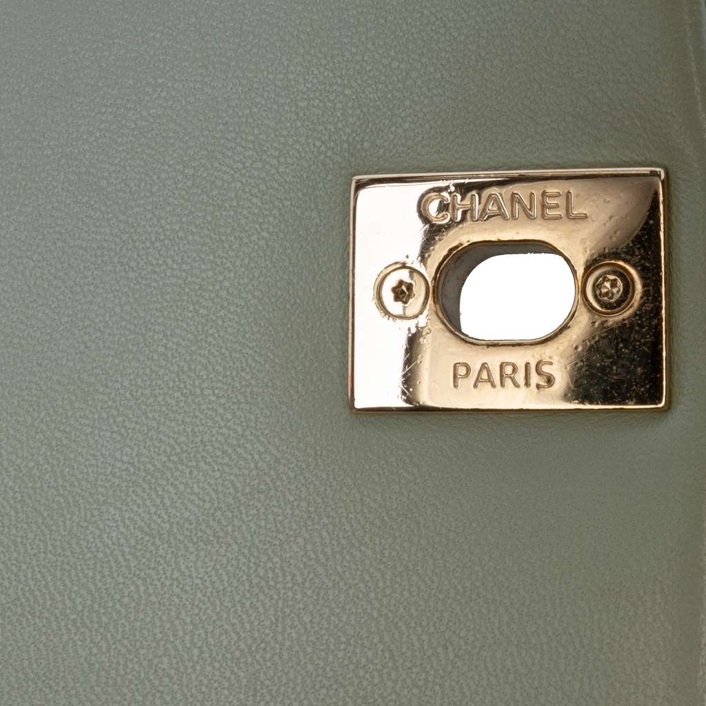 Chanel Small Quilted Lambskin Citizen Chic Flap - Detail 1