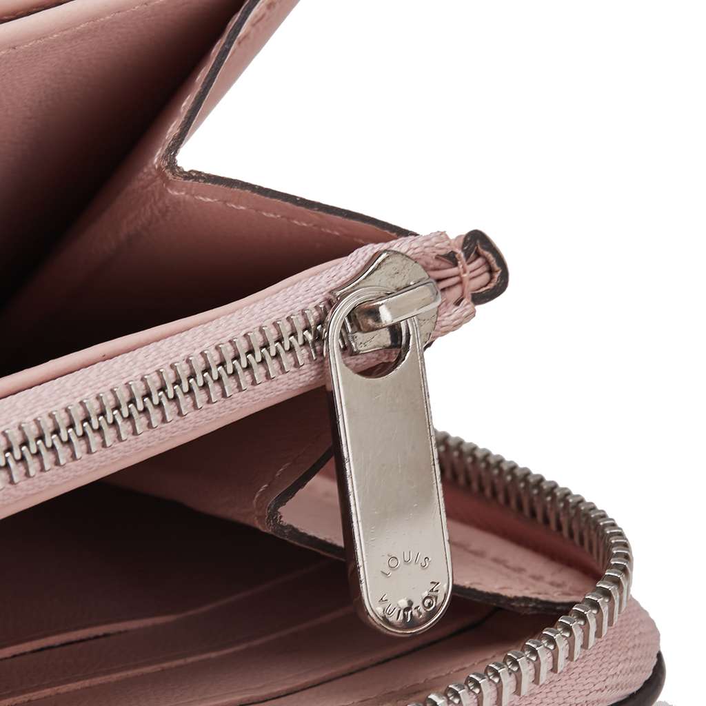 Louis Vuitton Monogram Mahina Zippy Wallet - Image 10