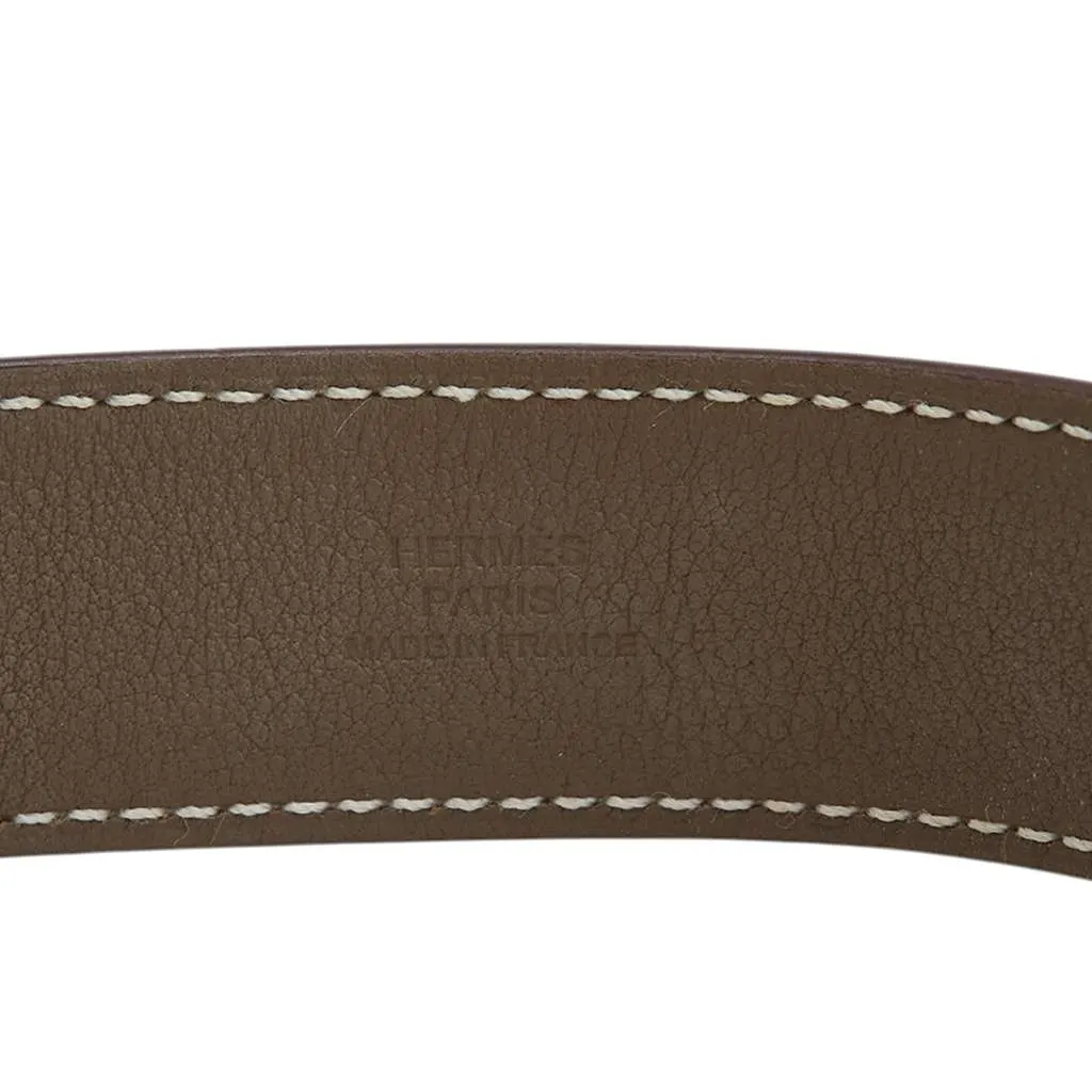 Hermès Small Chevre Chamkila Kelly Twist Bracelet Brown Leather Good - Model View