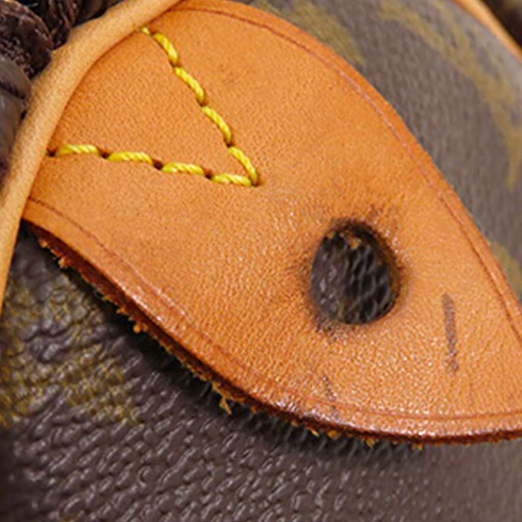 Louis Vuitton Monogram Speedy 40 - Image 12