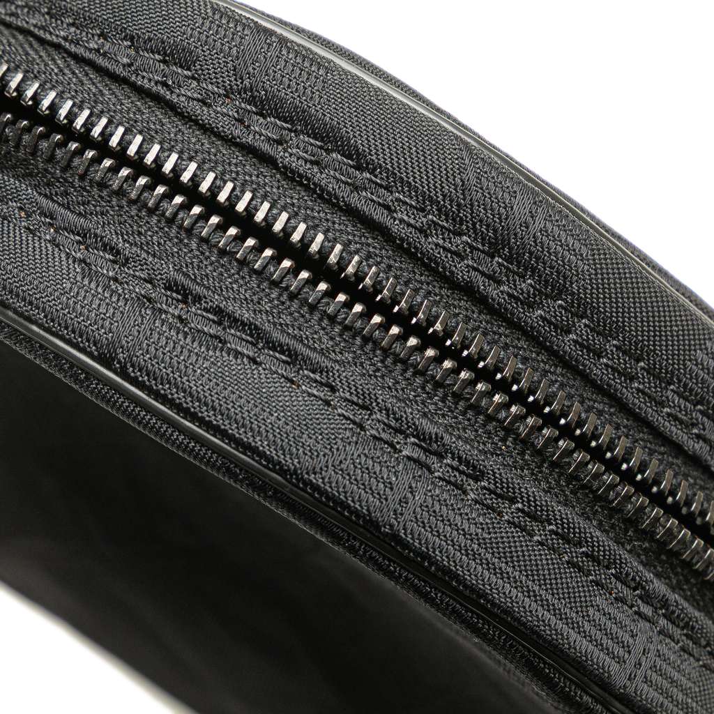 Chanel New Travel Line Nylon Round Pouch - Detail 2