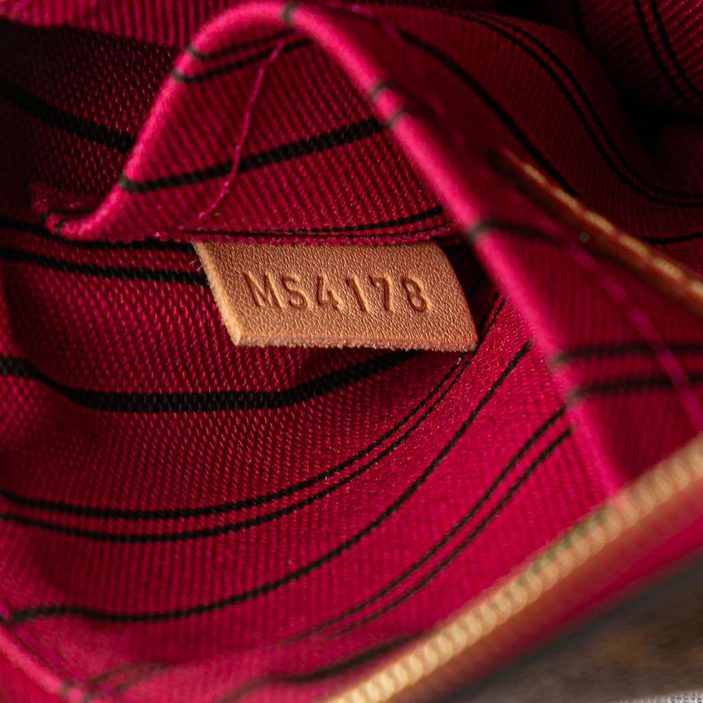 Louis Vuitton Monogram Neverfull Pouch - Detail 1