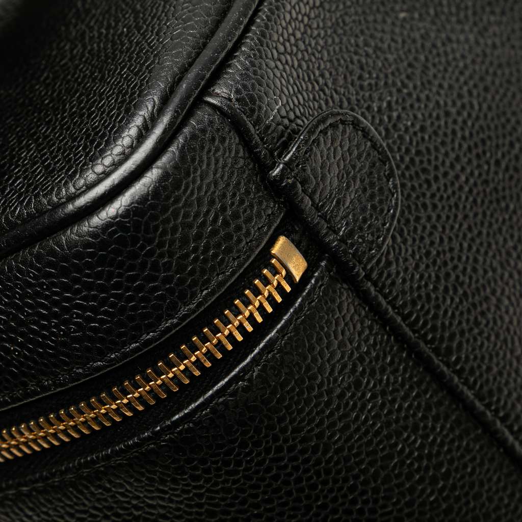 Chanel CC Caviar Vanity Bag - Image 11