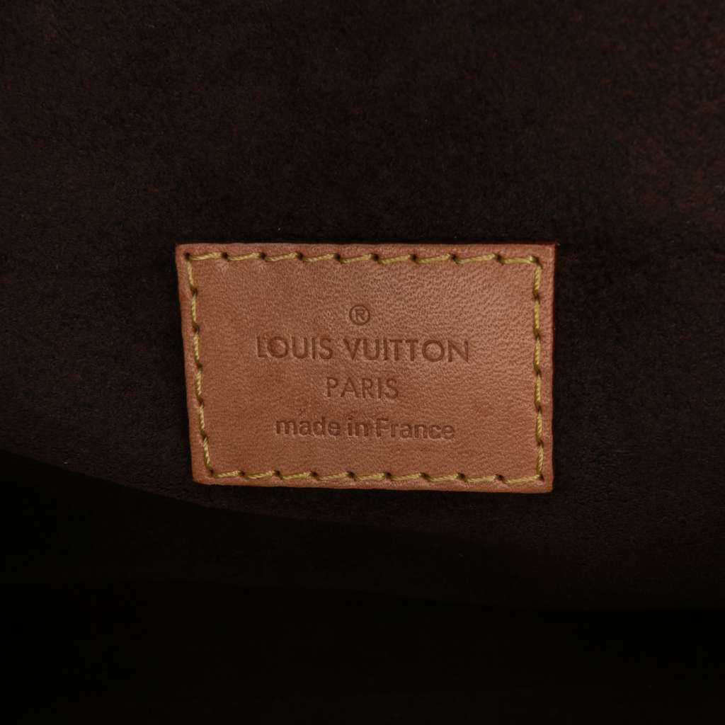 Louis Vuitton Monogram Pochette Metis - Side view