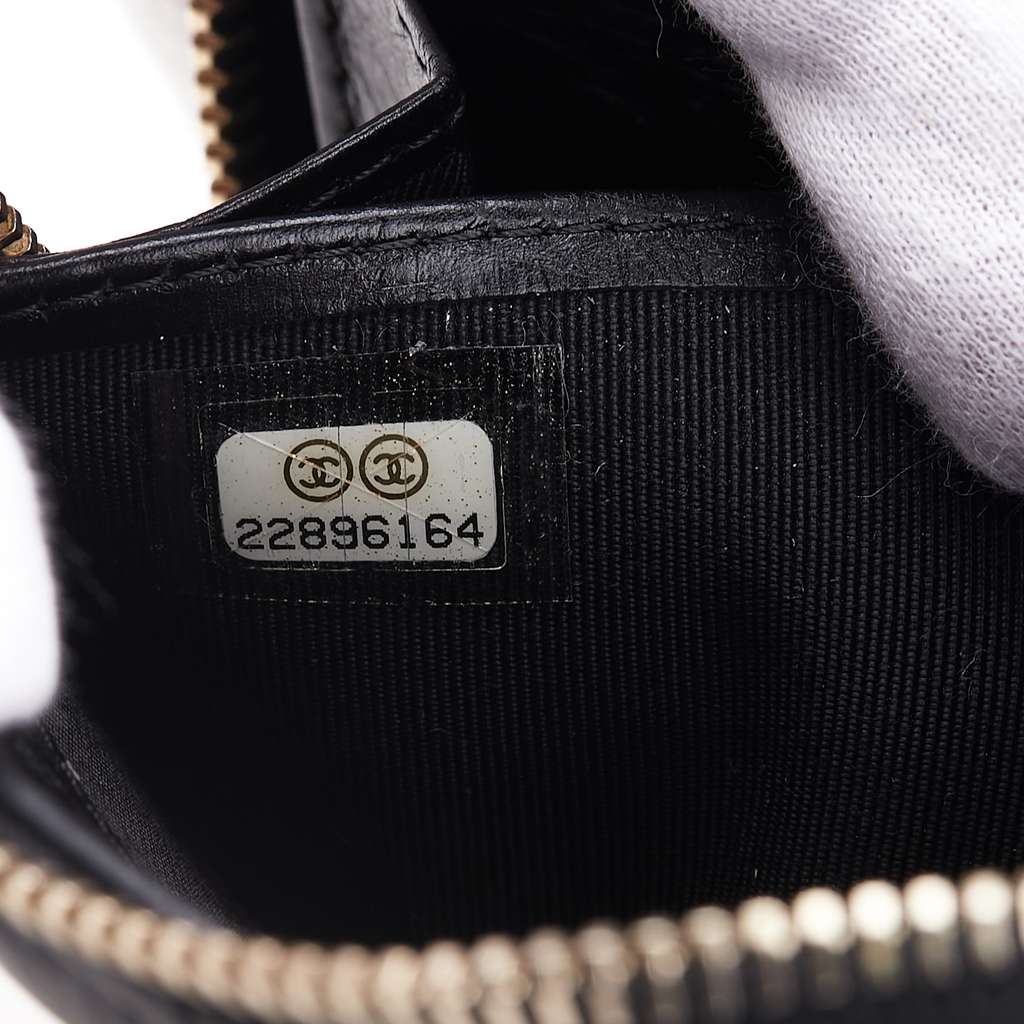 Chanel Reissue 2.55 Quilted Aged Calfskin Zip Around Wallet - Detail 2