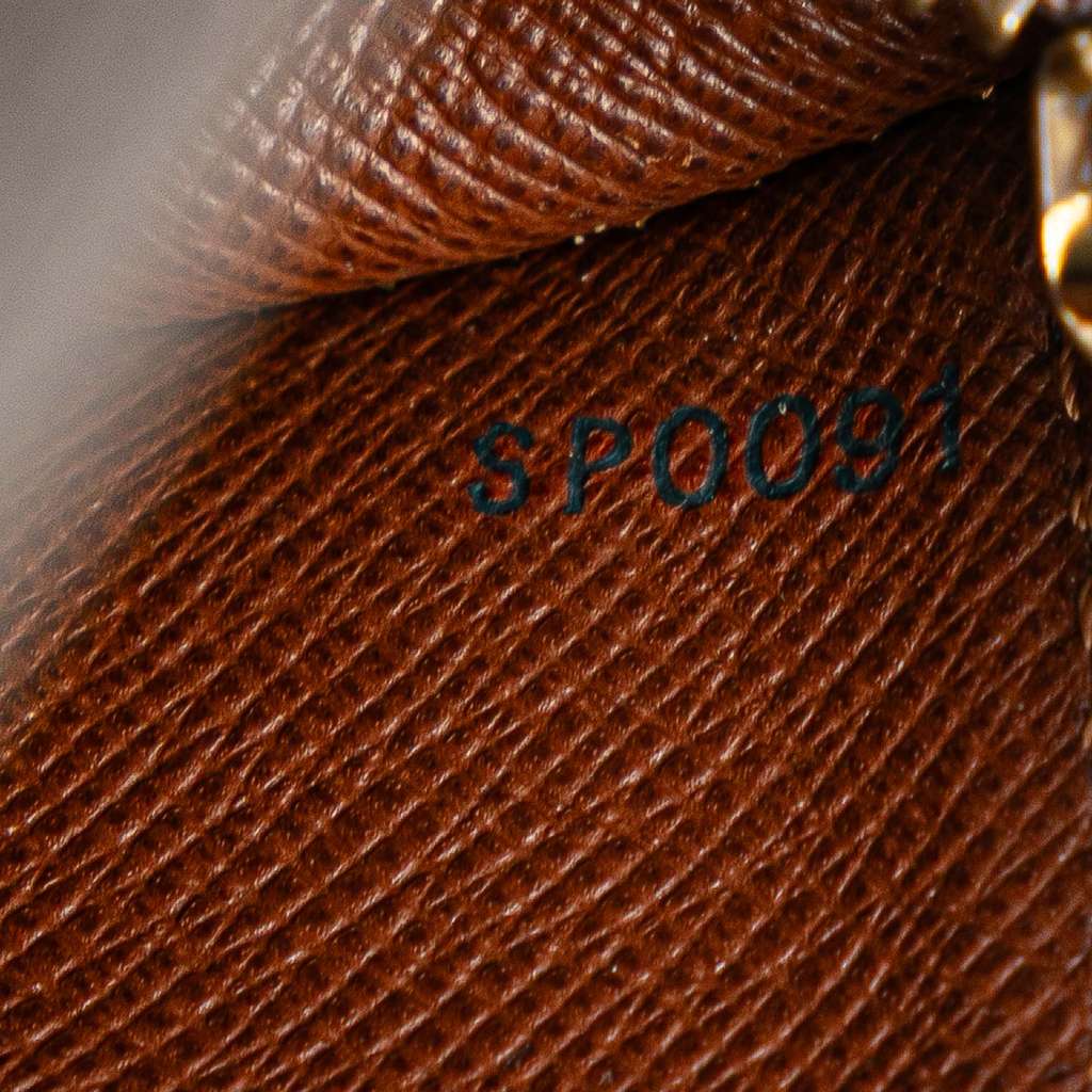 Louis Vuitton Monogram Papillon 26 - Detail 1