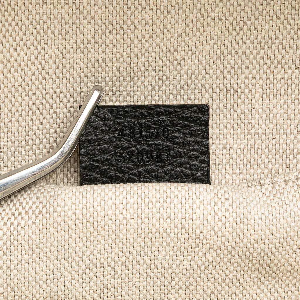 Gucci Pebbled Calfskin Soho Chain Backpack - Detail 1