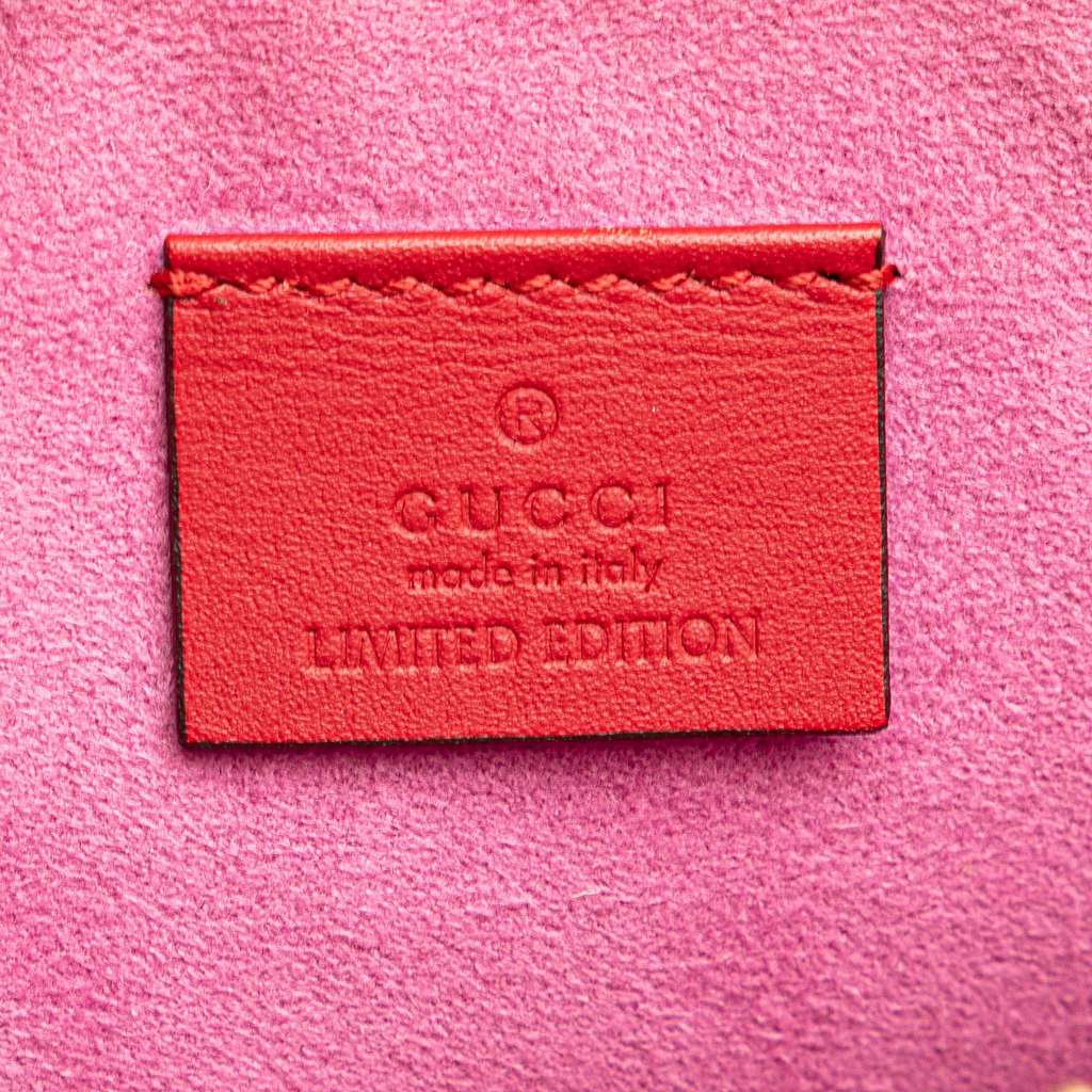 Gucci GG Supreme Bosco Clutch - Side view