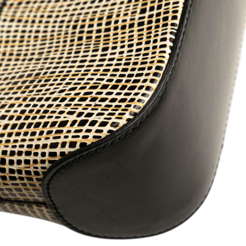 Salvatore Ferragamo Leather Gancini Shoulder Bag - Detail 1