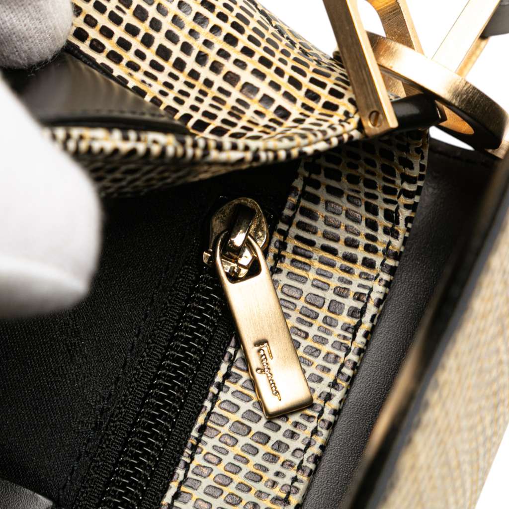 Salvatore Ferragamo Leather Gancini Shoulder Bag - Image 12