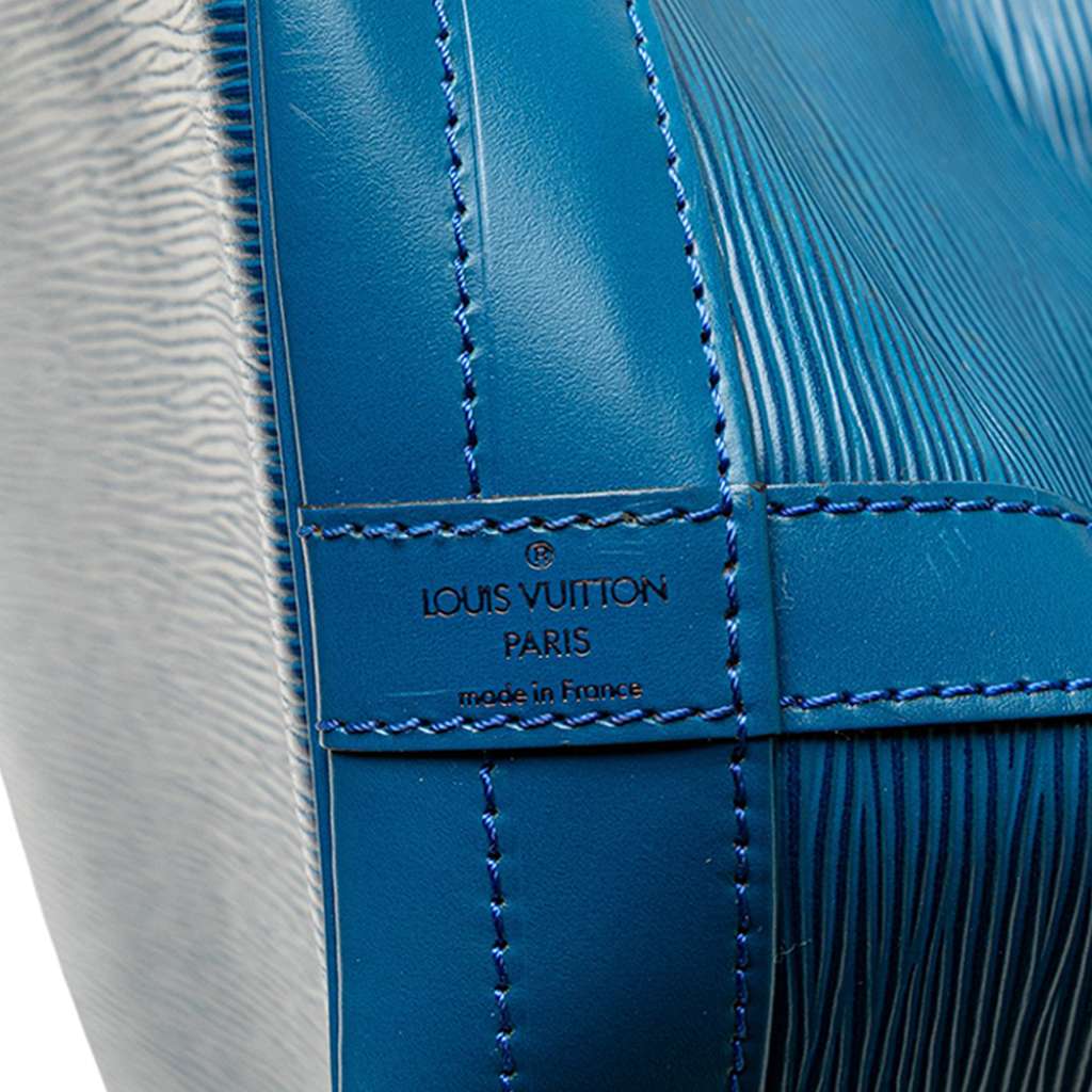 Louis Vuitton Epi Noe GM - Side view