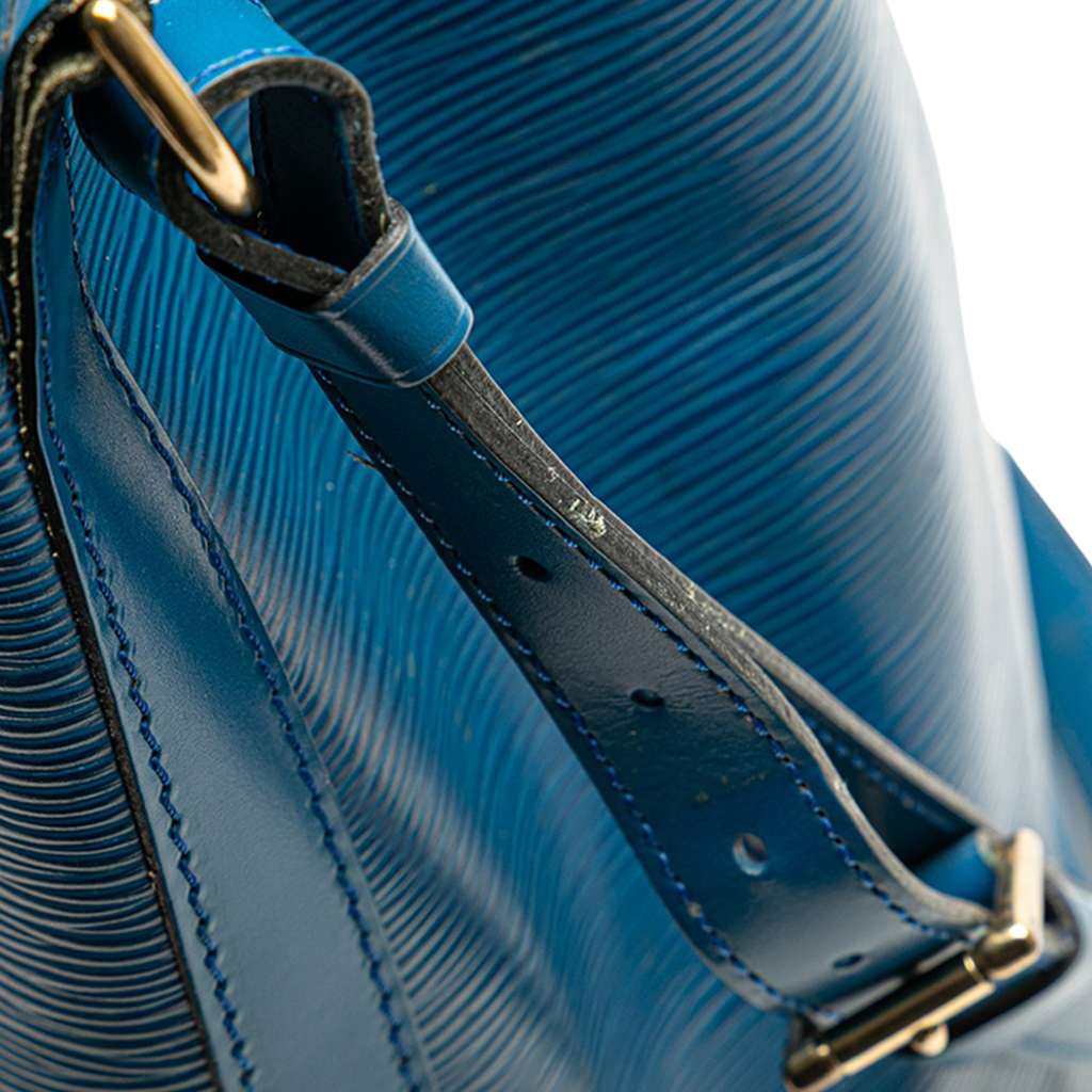 Louis Vuitton Epi Noe GM - Image 10