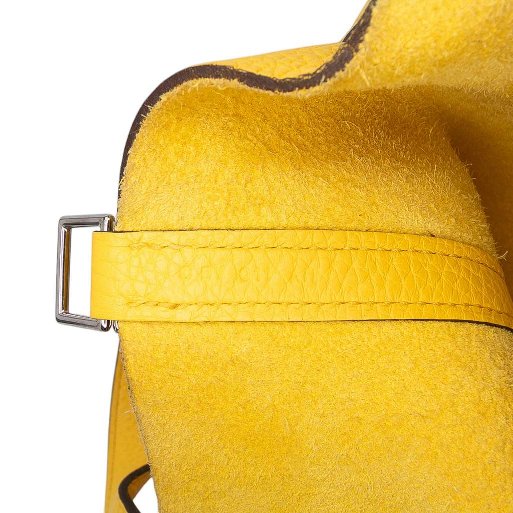 Hermès Clemence Picotin Lock 22 - Detail 1