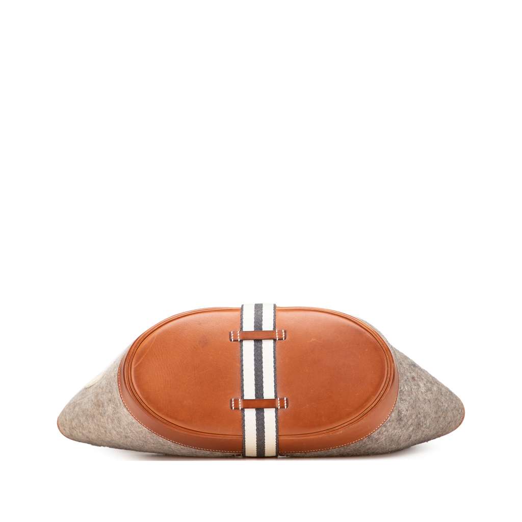 Hermès Felt Camails Bucket Bag - 3