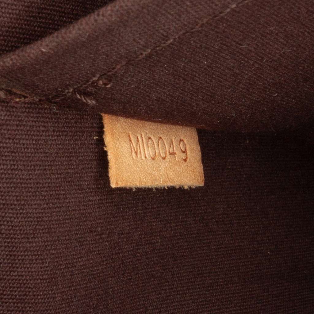 Louis Vuitton Monogram Vernis Alma GM - Side view